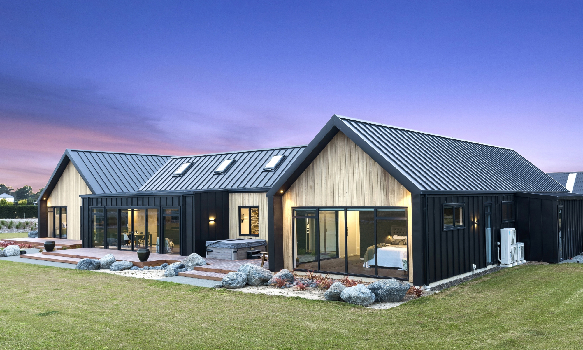 Océane Victor harbor is now officially underway (with image 2)